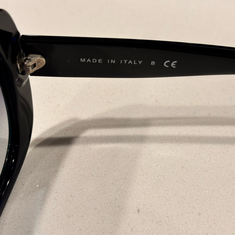Authentic CHANEL CC Sunglasses 5060AB Black - Picture 10 of 17